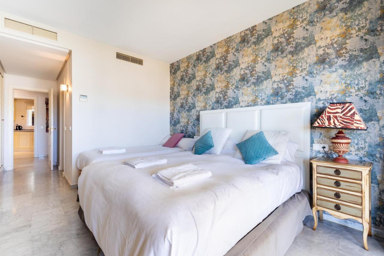 Wintowinrentals Luxury And Sea View Inside Puerto Marina Benalmádena Exterior foto